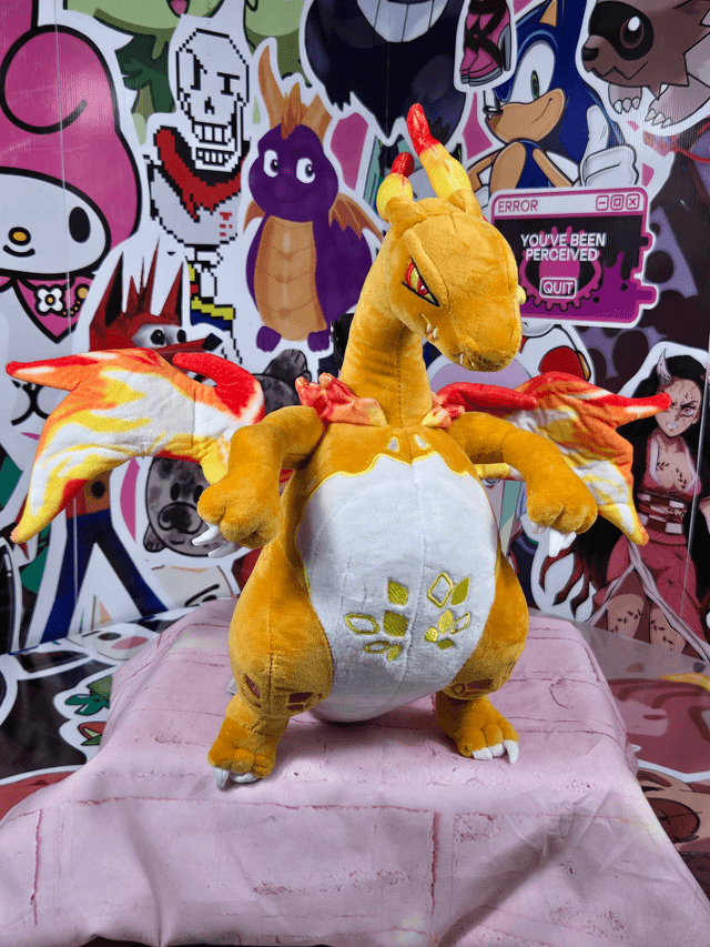 Pokemon Centre - Gigantamax Charizard Plushie 